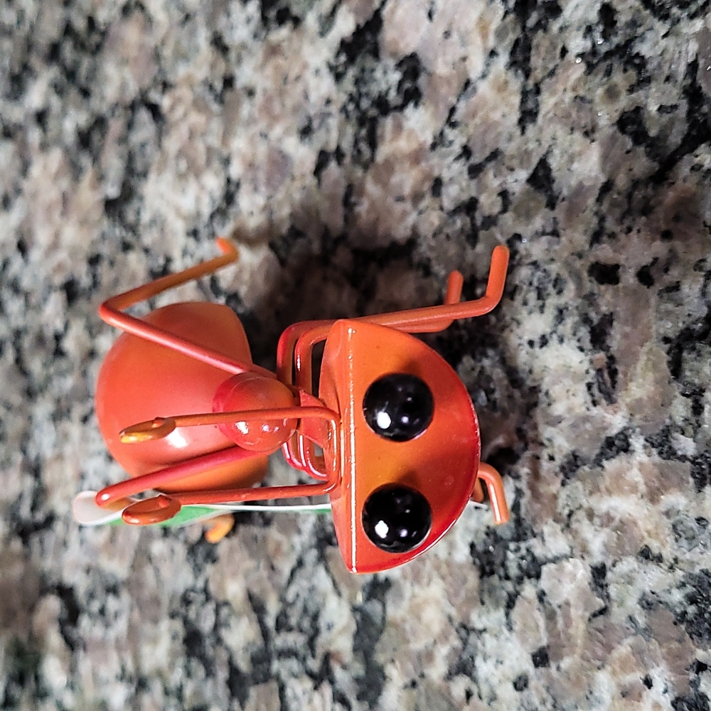 Enchanted Garden Magnetic Art DECOR ORANGE Ant new w tags LOT OF 2-  black eyes